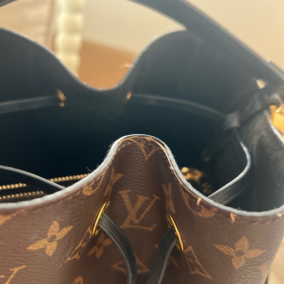 Brown Monogram Women's Bag- used condition - Picture 8 of 9